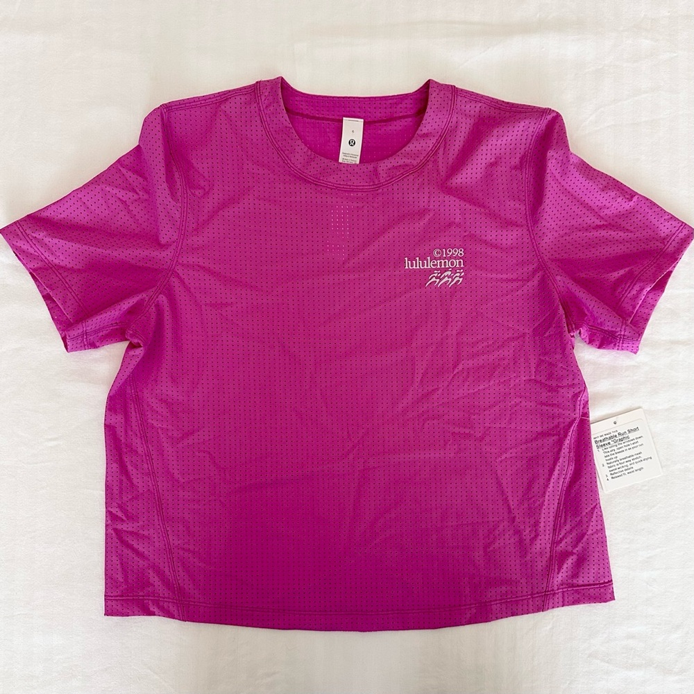 lululemon athletica breathable running sport shirt NWT